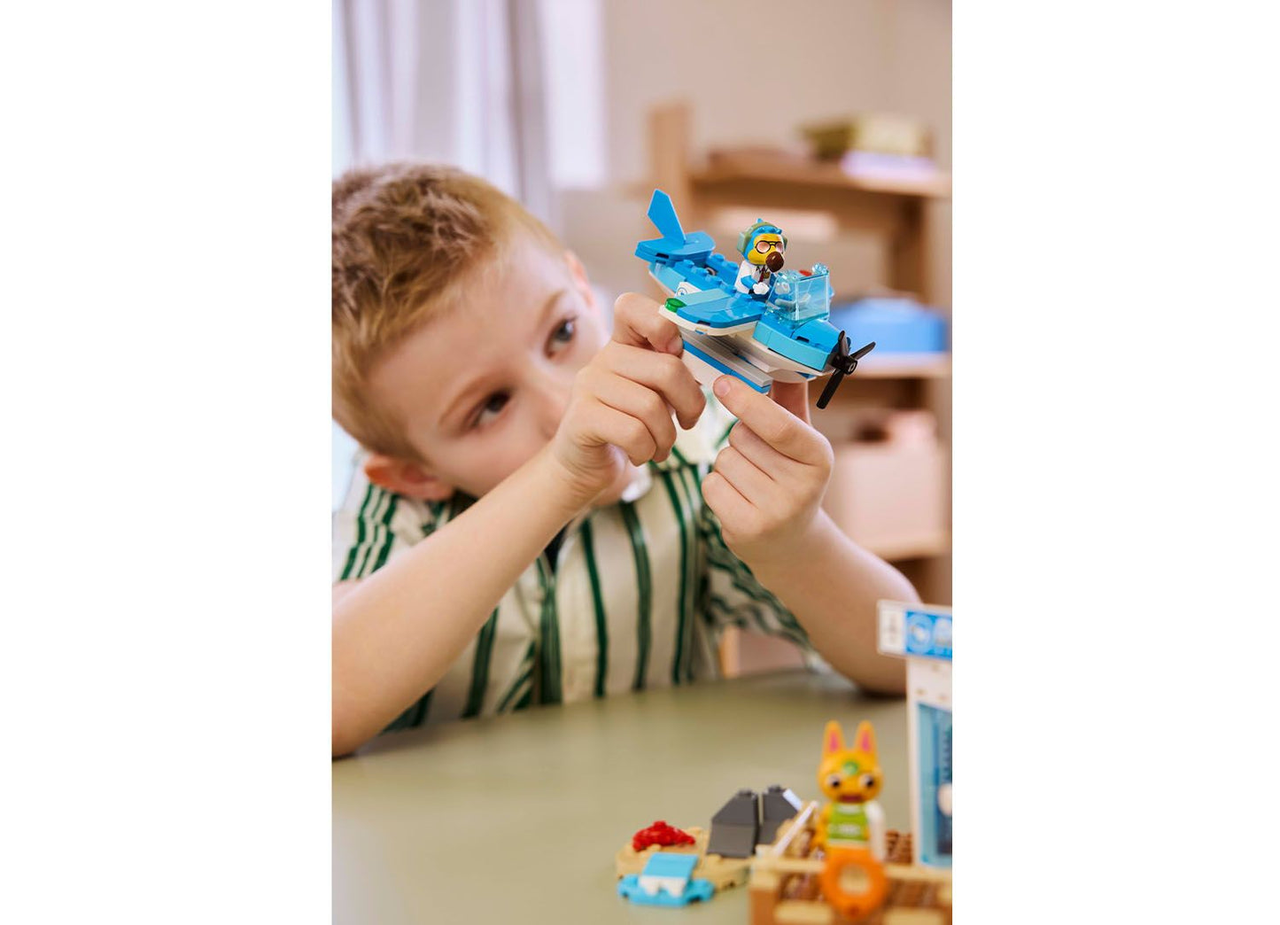 LEGO Animal Crossing 77051 Fly with Dodo Airlines