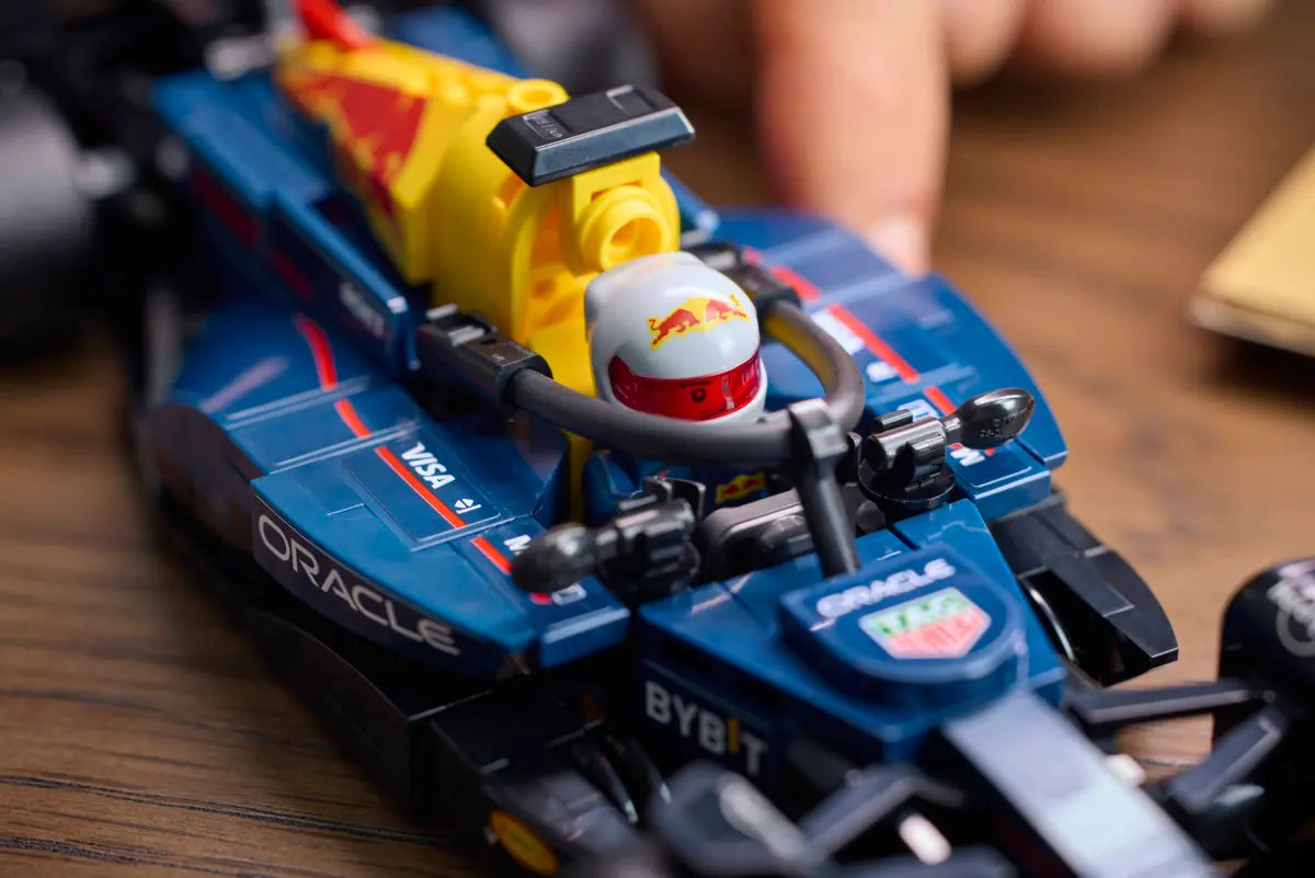 LEGO Speedchampions 77243 Oracle Red Bull Racing RB20 F1® Race Car
