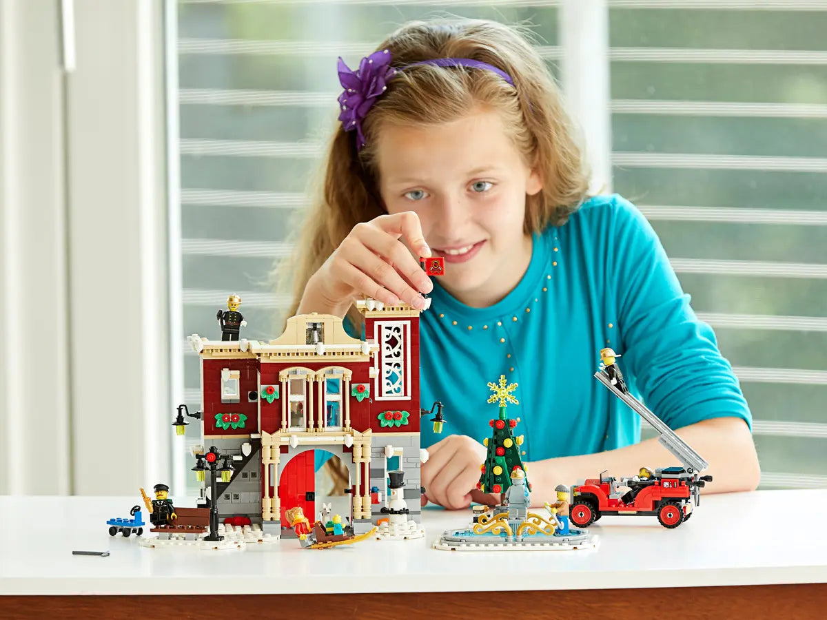 LEGO Creator 10263 Winter Village Fire Station