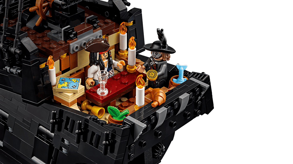 LEGO Icons 10365 Captain Jack Sparrow's Pirate Ship