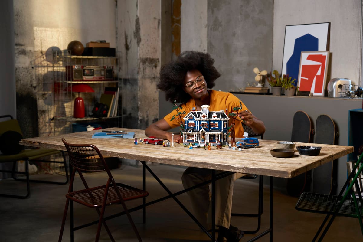 LEGO Stranger Things 11370 The Creel House