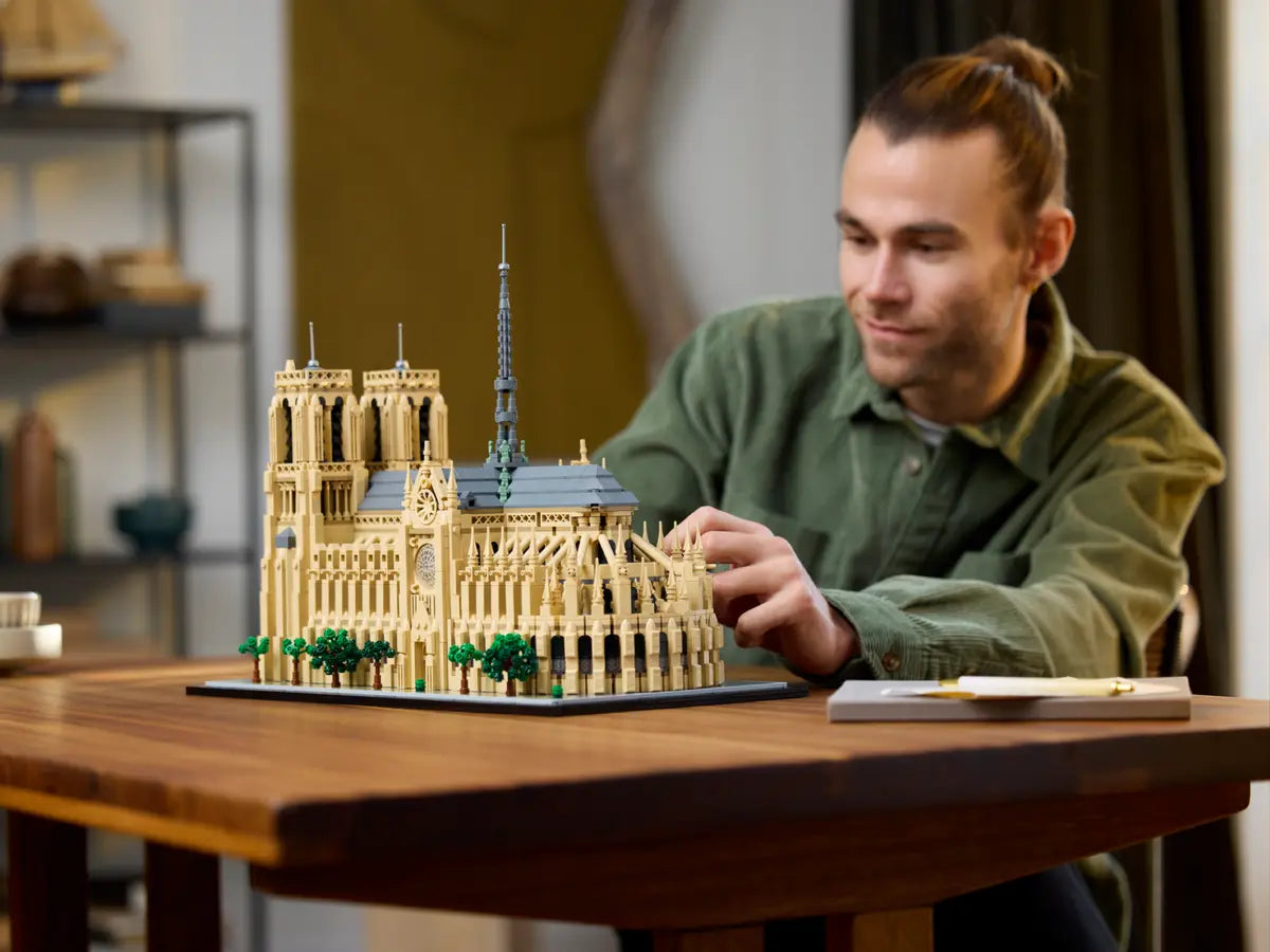 LEGO Architecture 21061 Notre-Dame de Paris