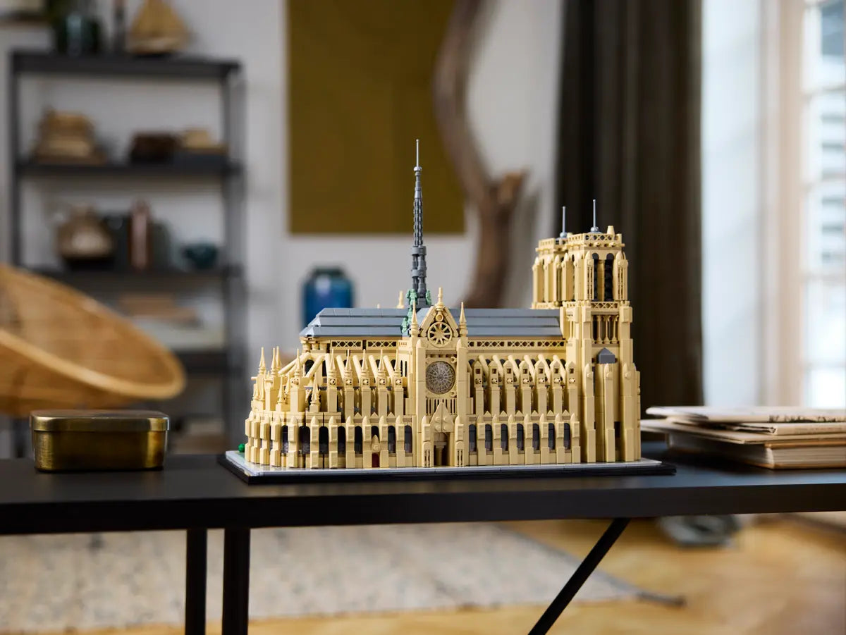 LEGO Architecture 21061 Notre-Dame de Paris