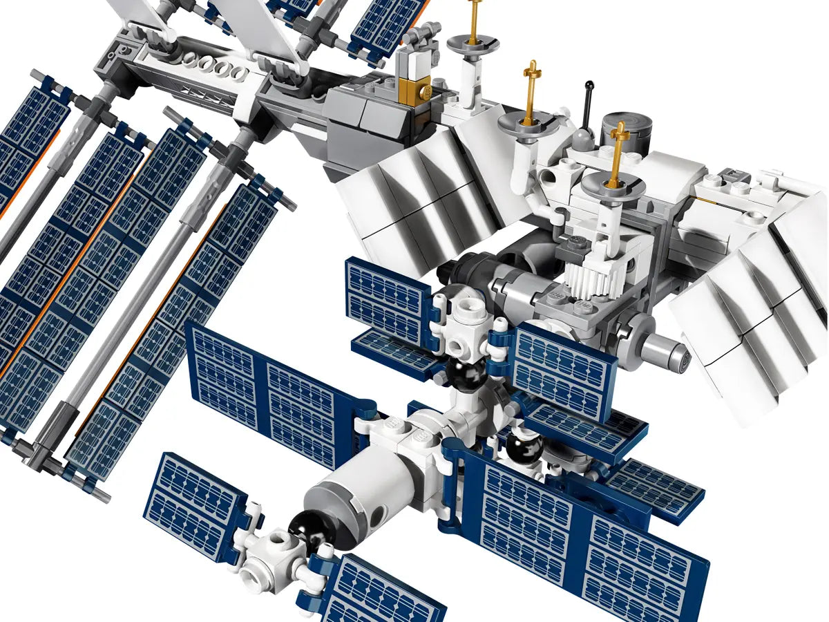 LEGO Ideas 21321 International Space Station