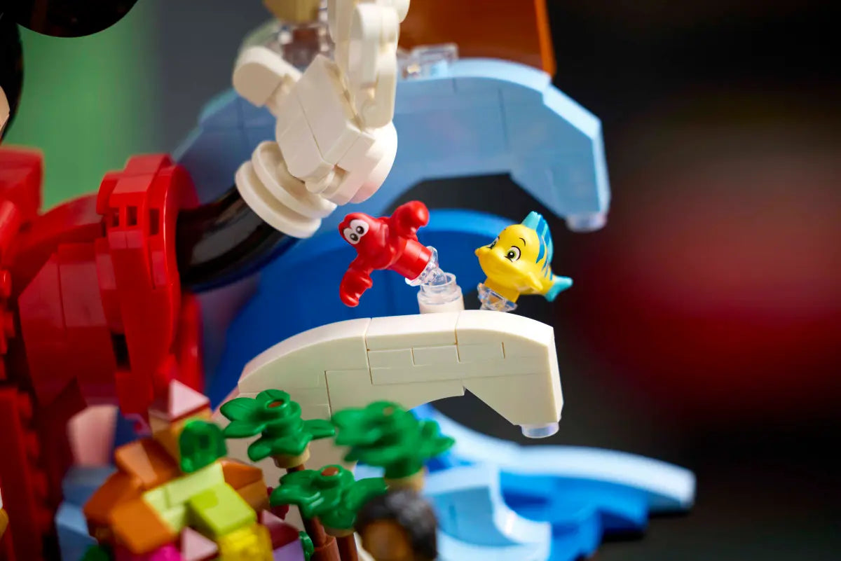 LEGO Ideas 21352 Magic of Disney