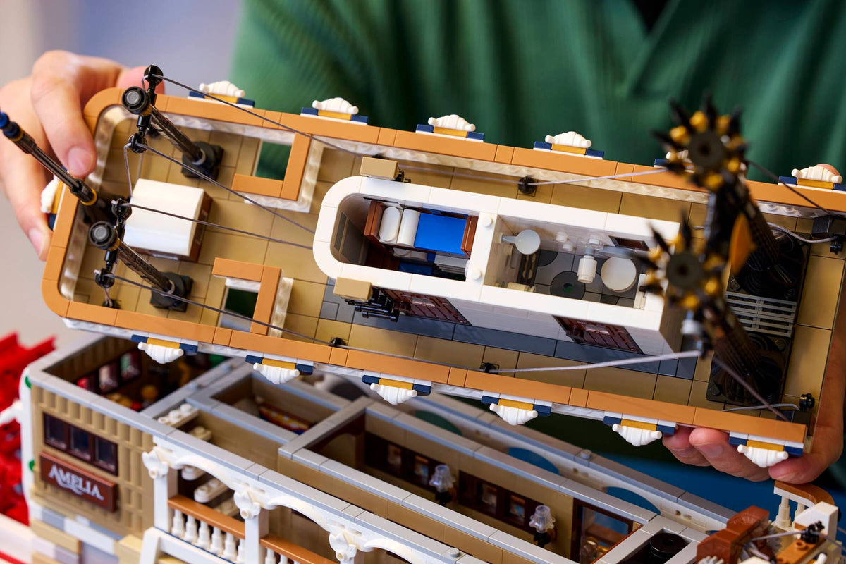 LEGO Ideas 21356 River Steamboat