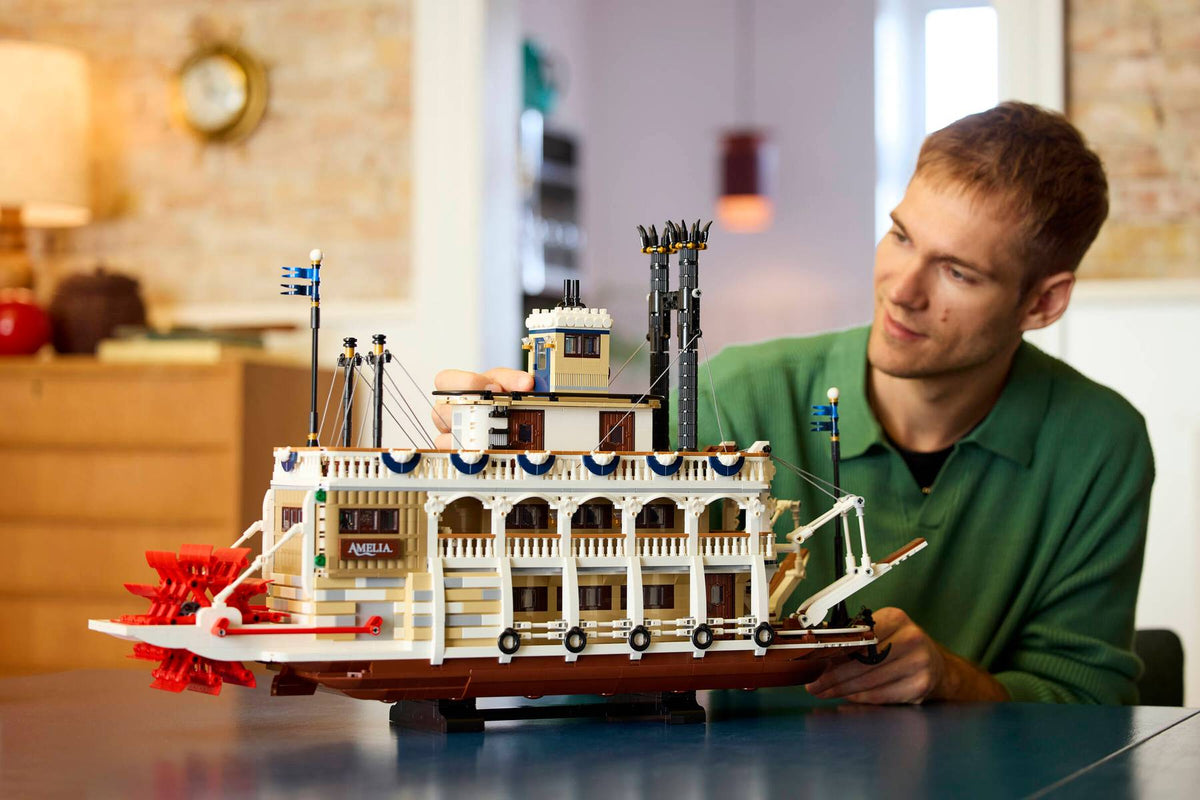 LEGO Ideas 21356 River Steamboat