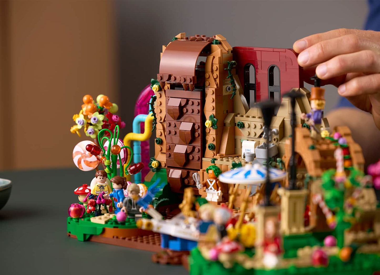 LEGO Ideas 21360 Willy Wonka & the Chocolate Factory
