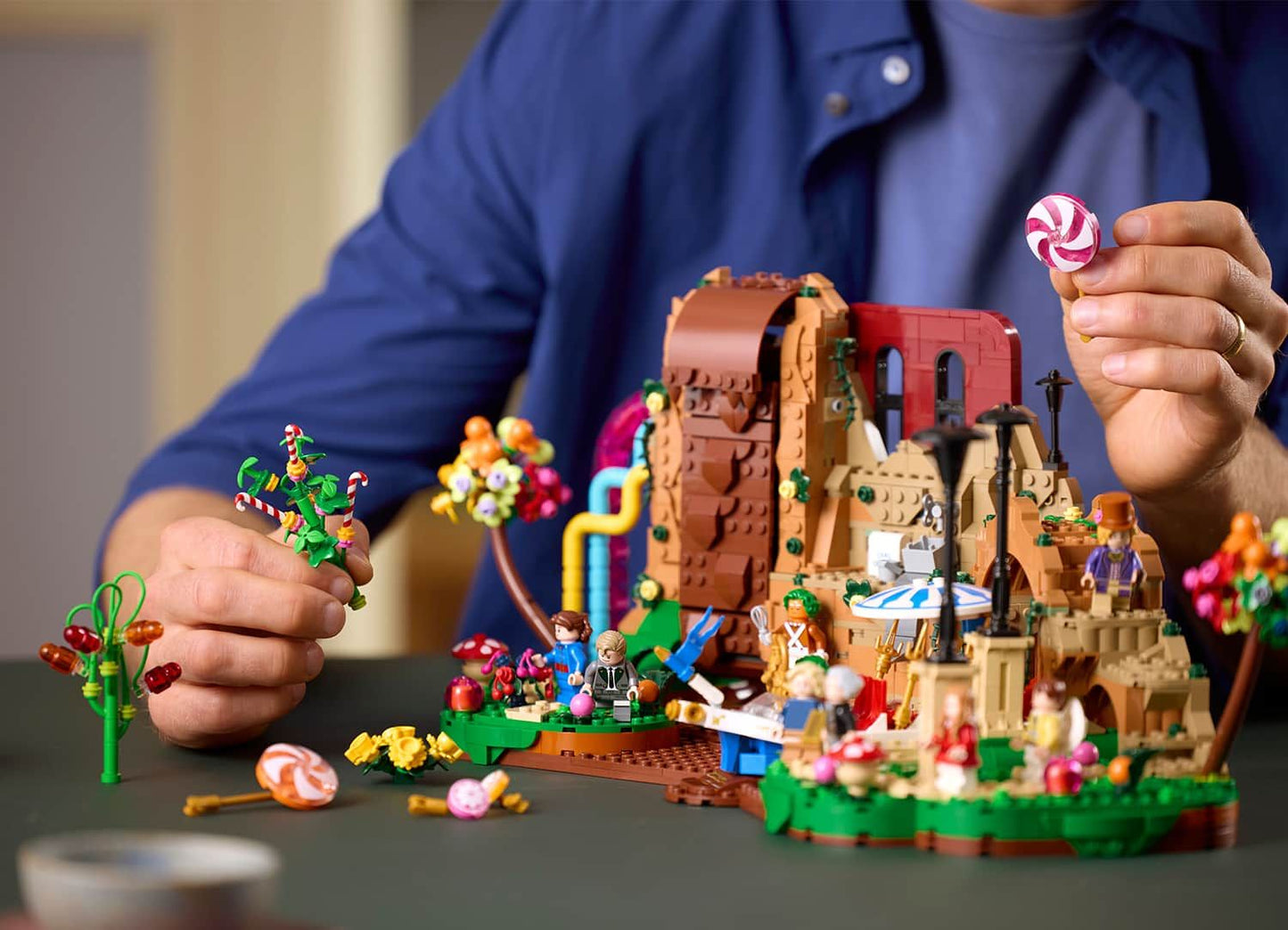 LEGO Ideas 21360 Willy Wonka & the Chocolate Factory