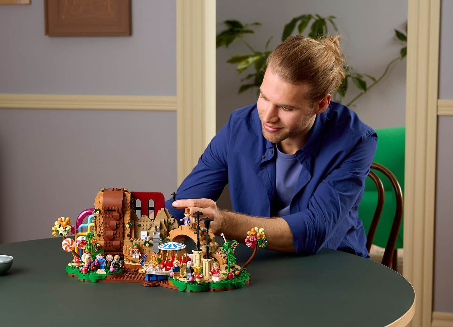 LEGO Ideas 21360 Willy Wonka & the Chocolate Factory