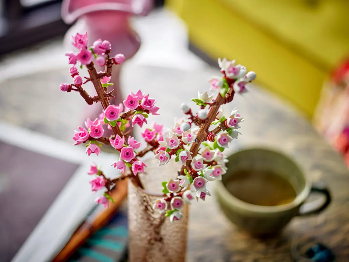 LEGO Botanical Collection 40725 Cherry Blossoms