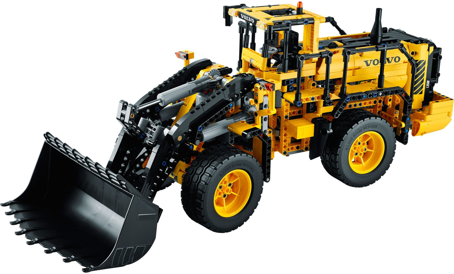 LEGO Technic 42030 Volvo L350F Wheel Loader