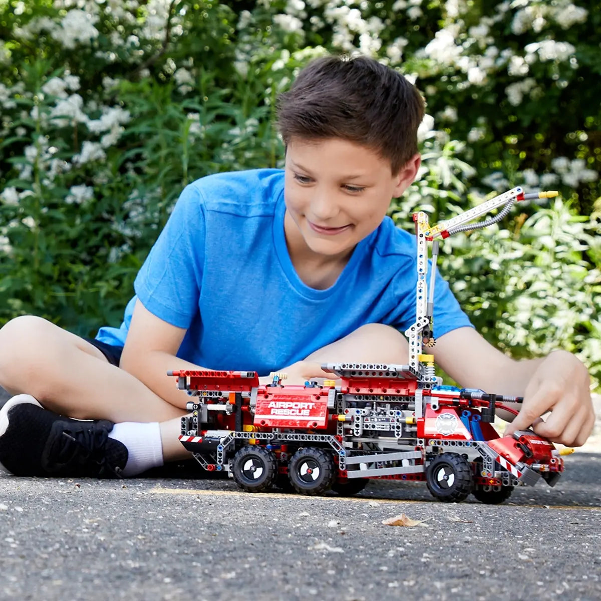 LEGO Technic 42068 Airport Rescue Vehicle