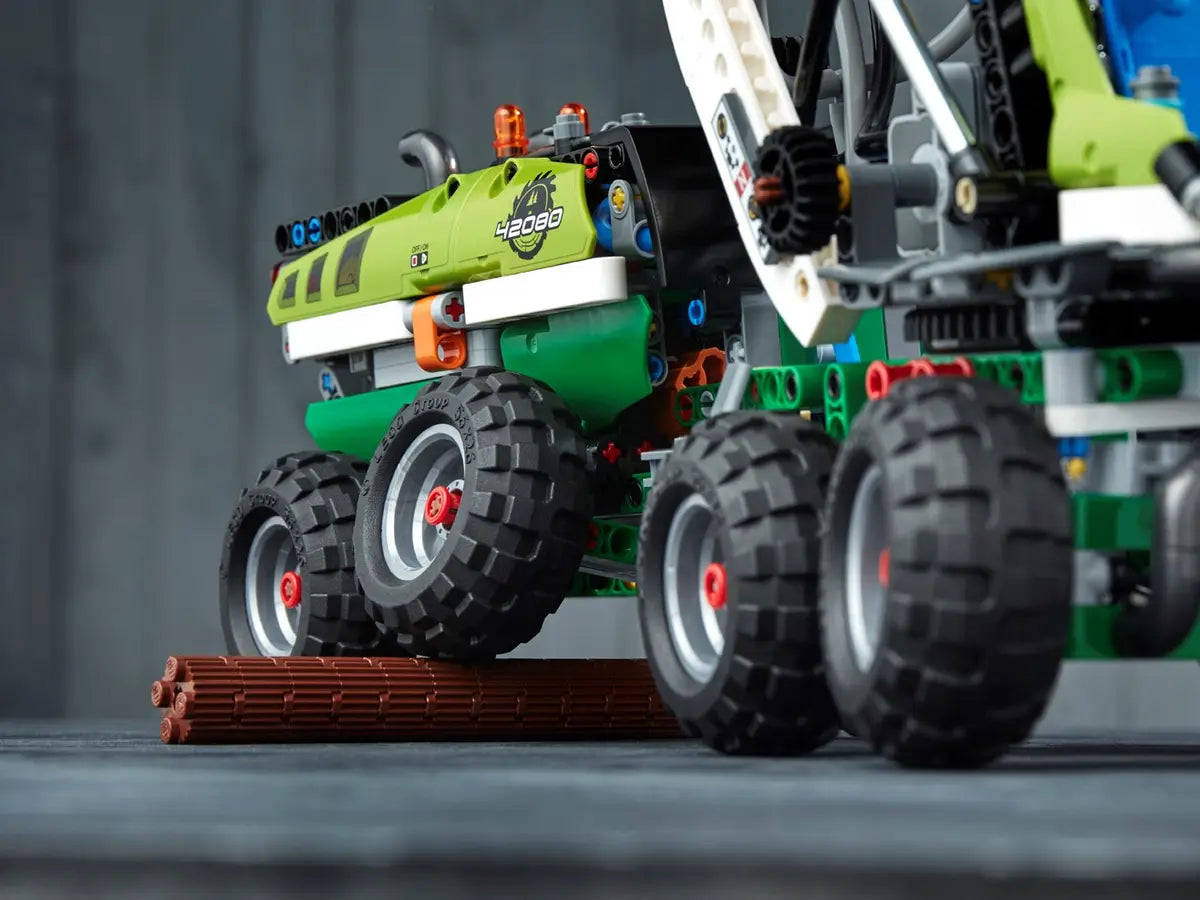 LEGO Technic 42080 Forest Machine