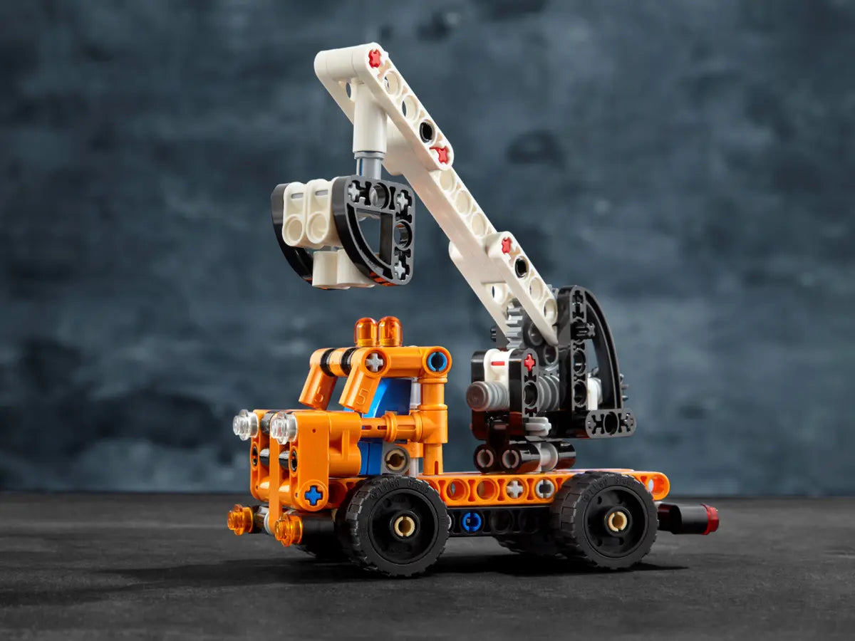 LEGO Technic 42088 Cherry Picker