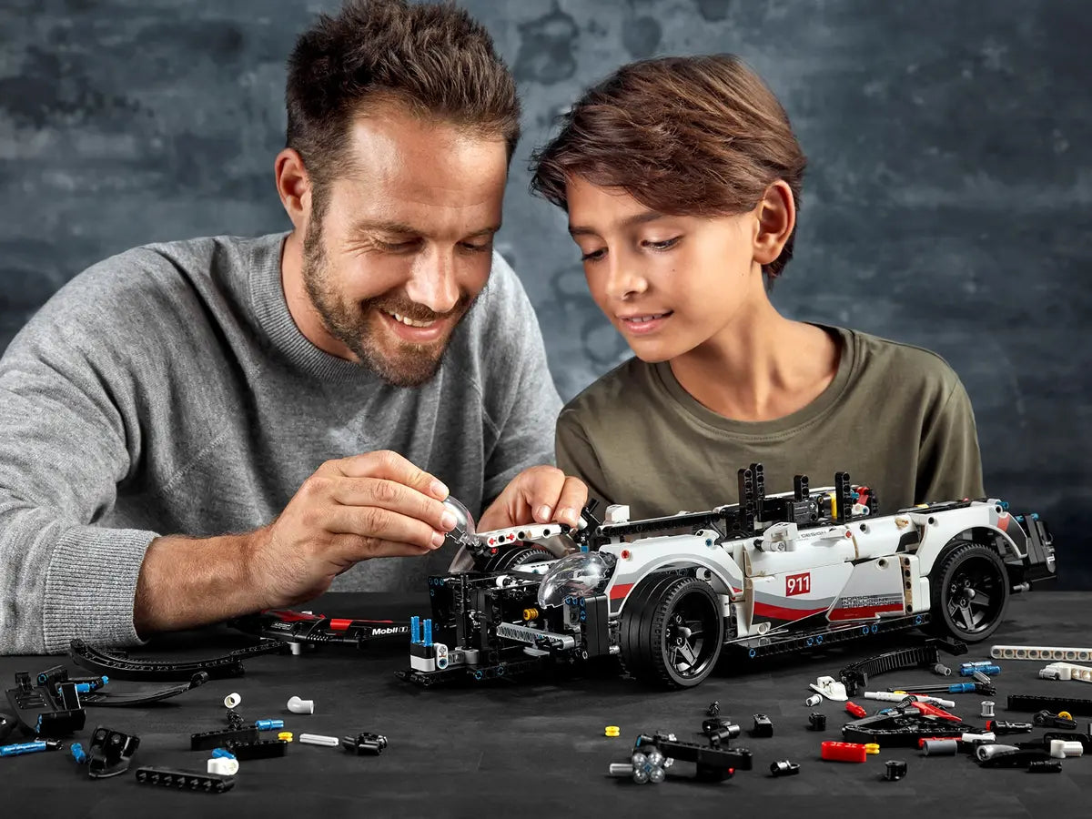 LEGO Technic 42096 Porsche 911 RSR