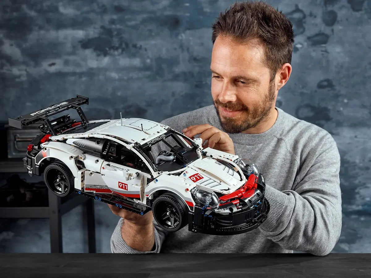 LEGO Technic 42096 Porsche 911 RSR