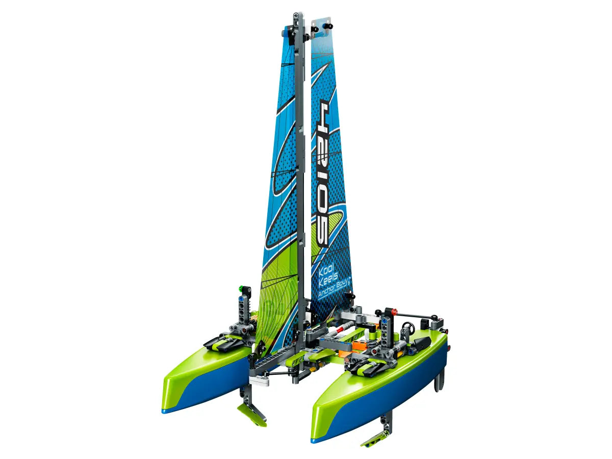 LEGO Technic 42105 Catamaran