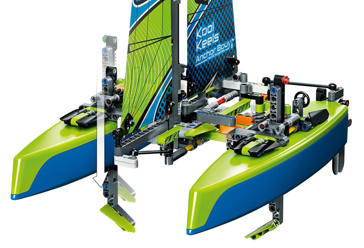 LEGO Technic 42105 Catamaran