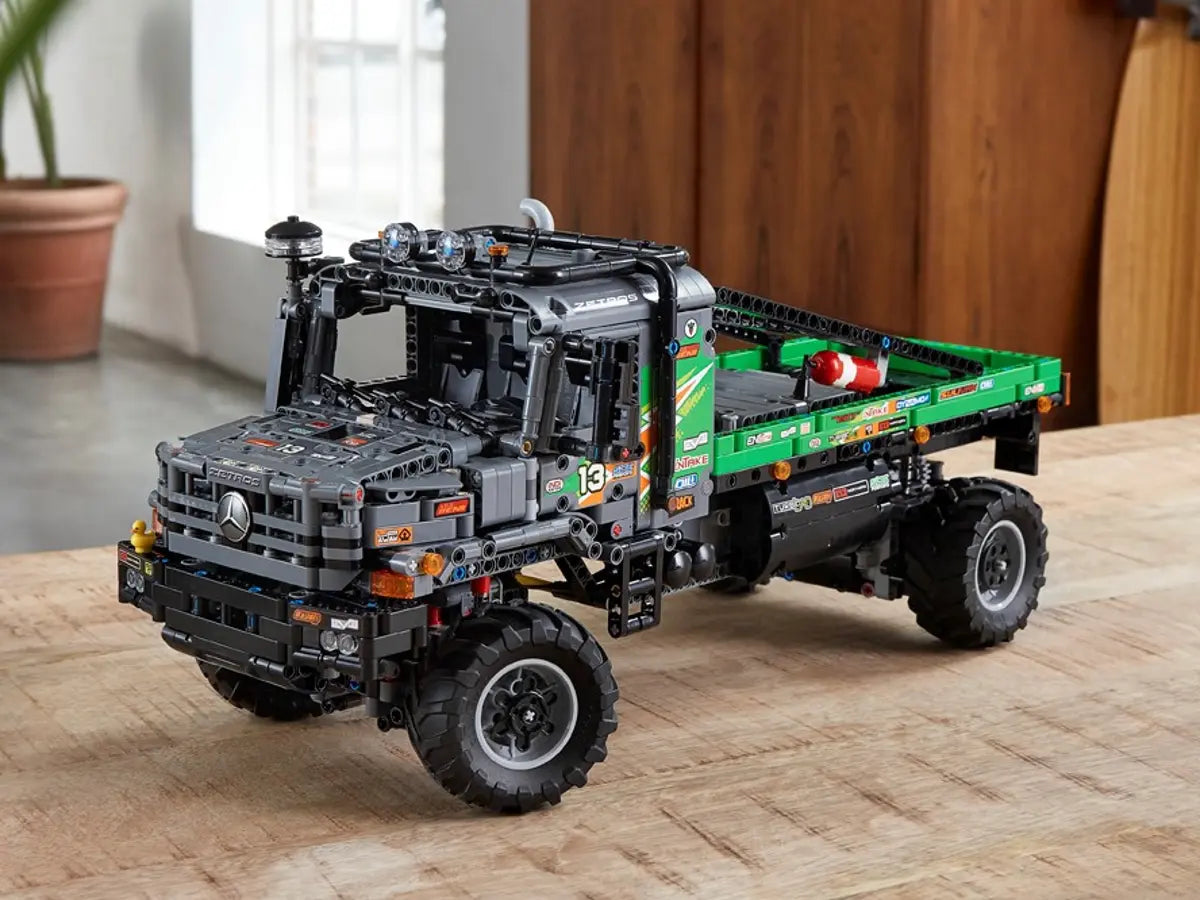 LEGO Technic 42129 4x4 Mercedes-Benz Zetros Trial Truck