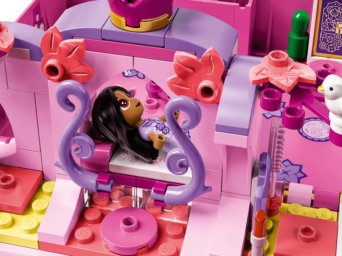 LEGO Disney 43201 Isabela's Magical Door