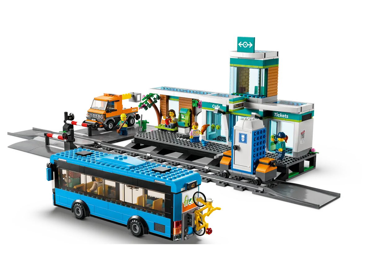 LEGO City 60335 Train Station