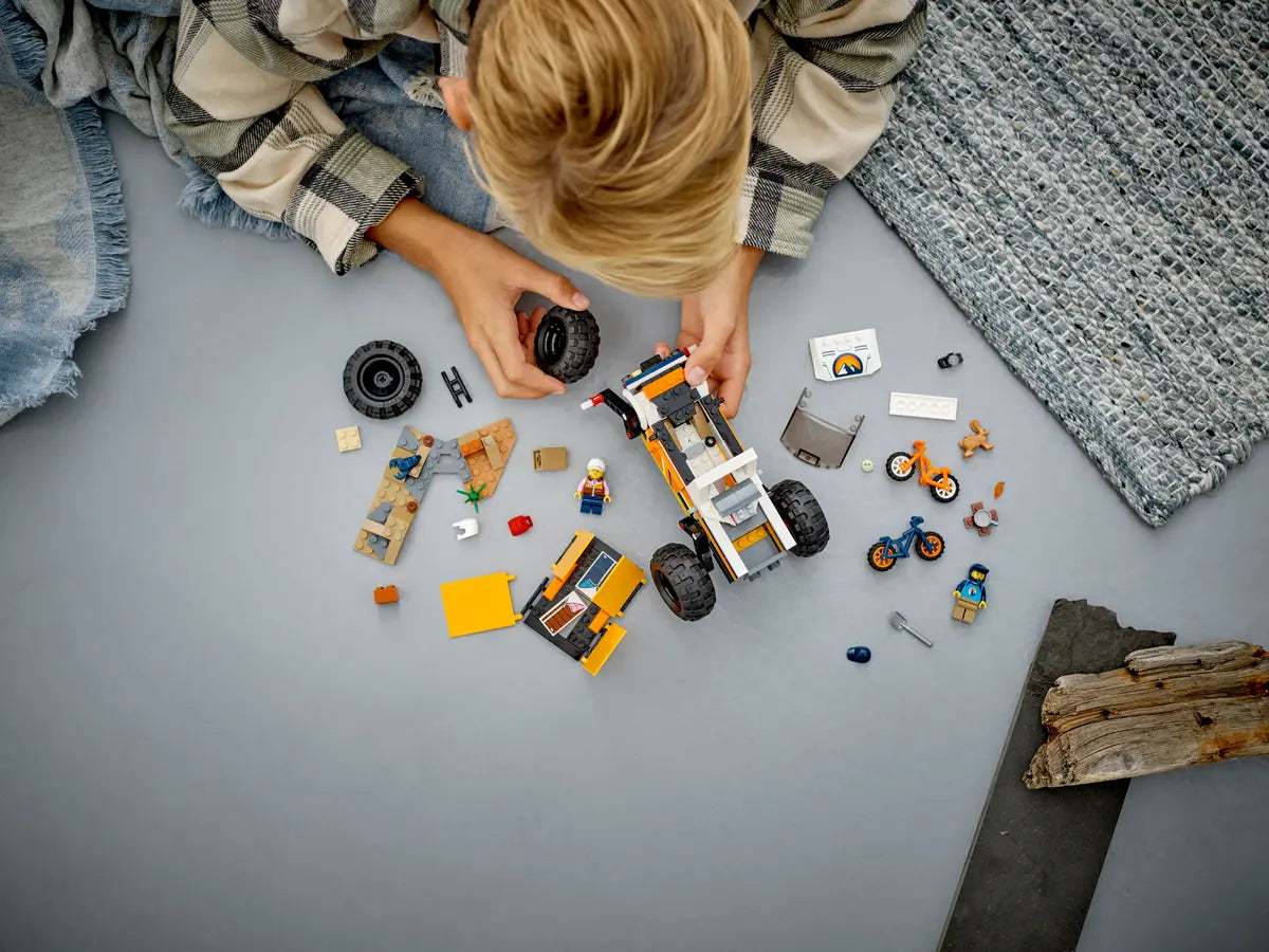 LEGO City 60387 4x4 Off-Roader Adventures