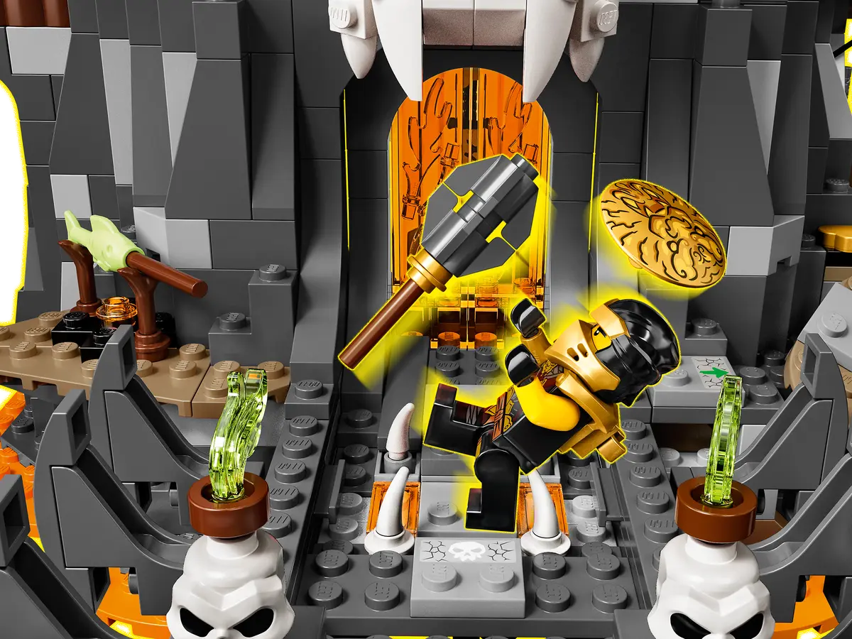 LEGO Ninjago 71722 Skull Sorcerer's Dungeon