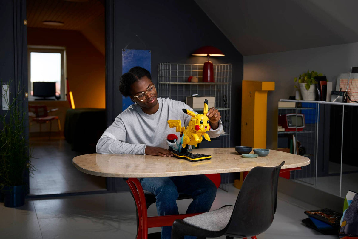 LEGO Pokémon 72152 Pikachu and Poké Ball