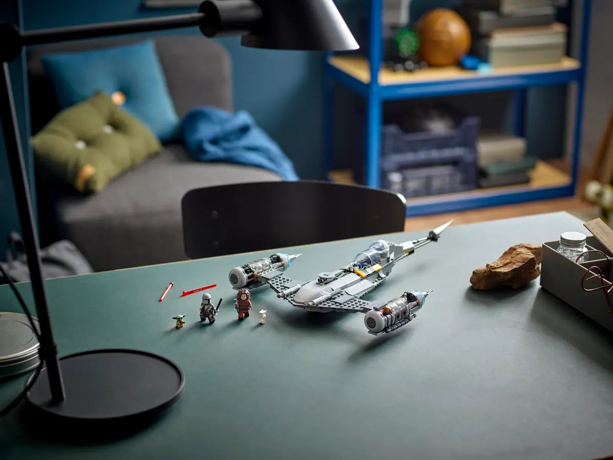 LEGO Star Wars 75325 The Mandalorian's N1 Starfighter