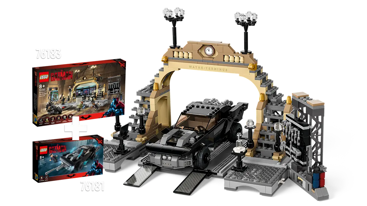 LEGO DC Batman 76183 Batcave: The Riddler Face-off