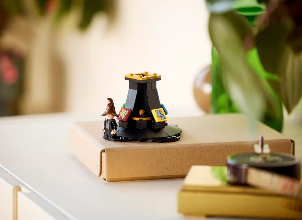 LEGO Harry Potter 76429 Talking Sorting Hat