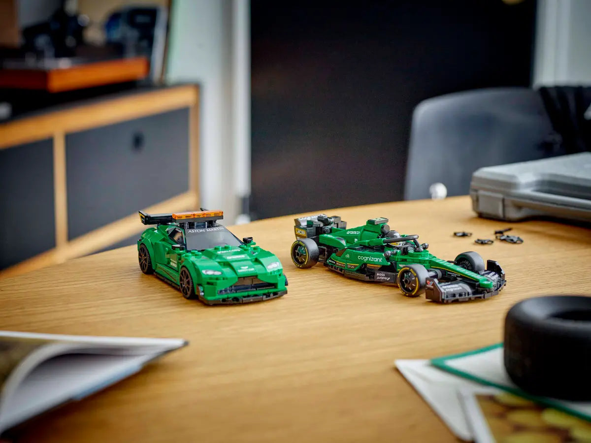 LEGO Speedchampions 76925 Aston Martin Safety Car & AMR23