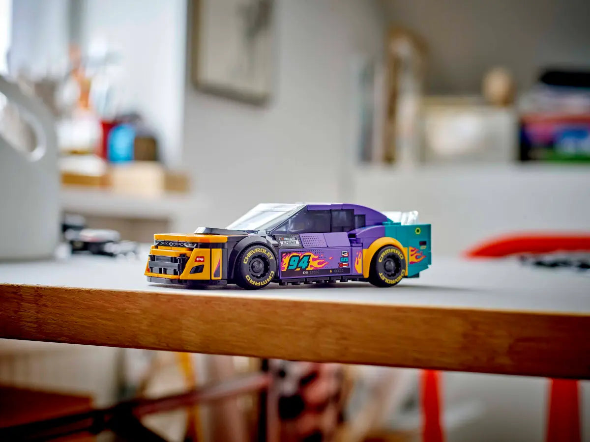 LEGO Speedchampions 76935 NASCAR Next Gen Chevrolet Camaro ZL1