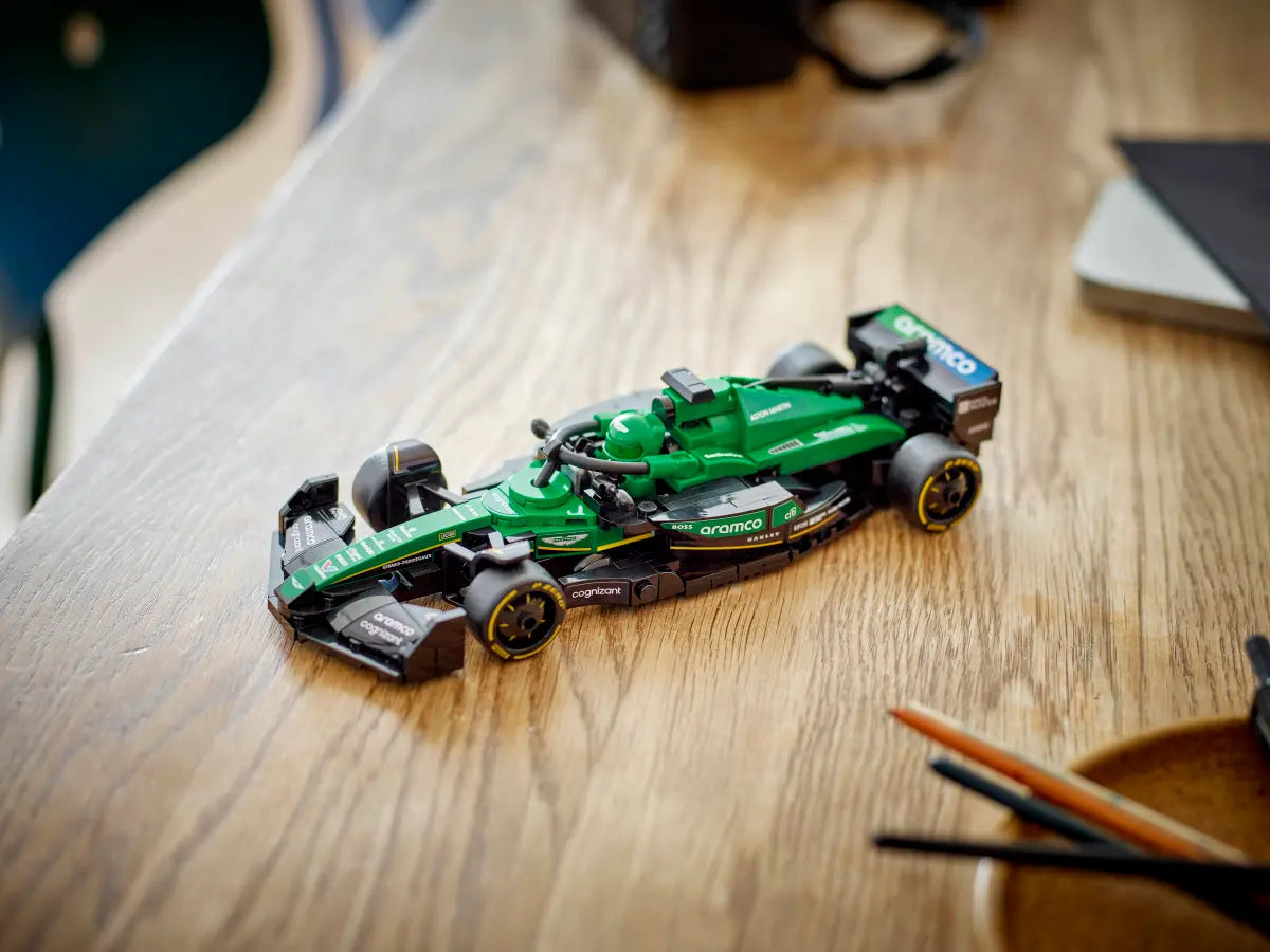 LEGO Speedchampions 77245 Aston Martin Aramco F1® AMR24 Race Car