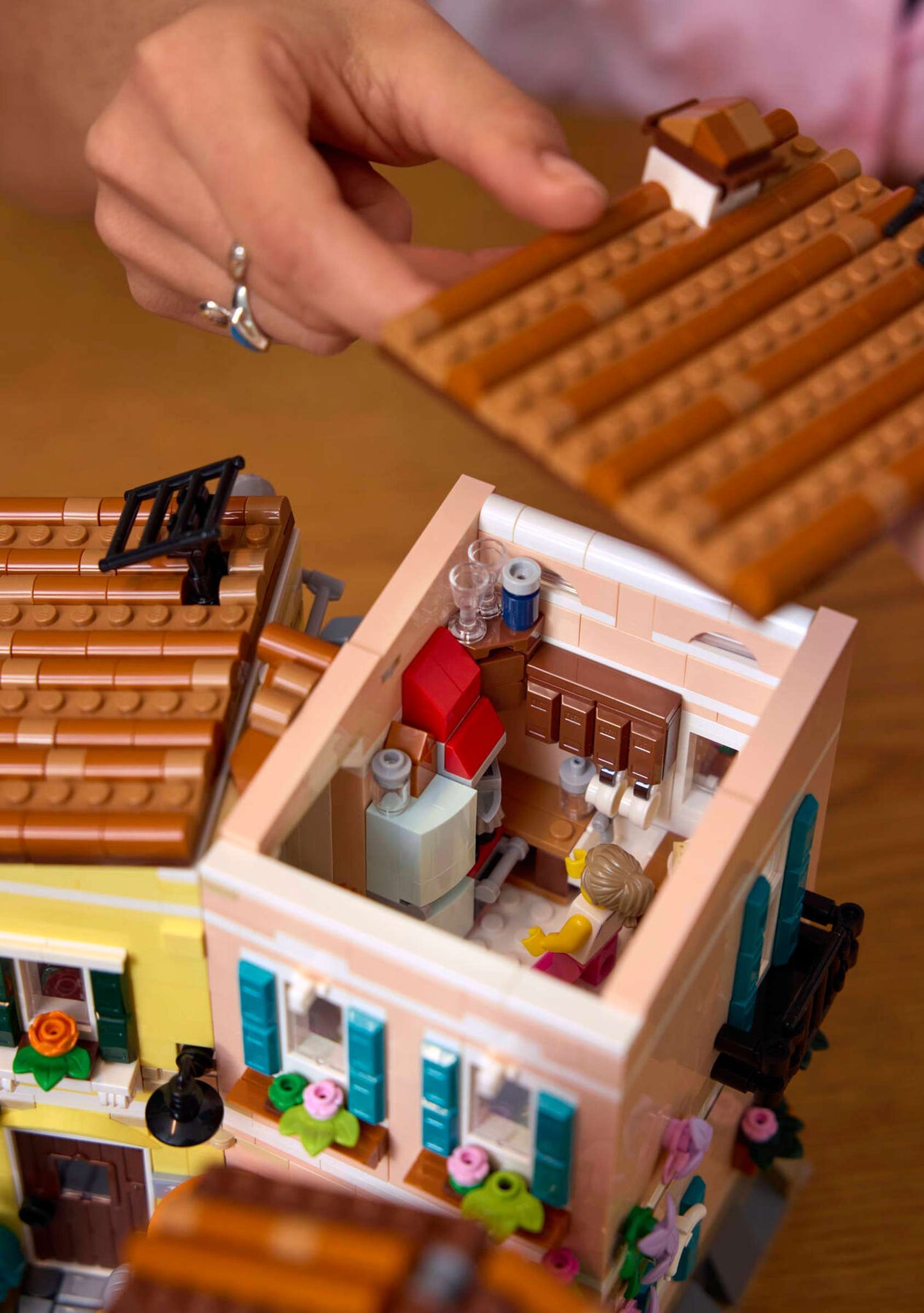LEGO Ideas 21359 Italian Riviera